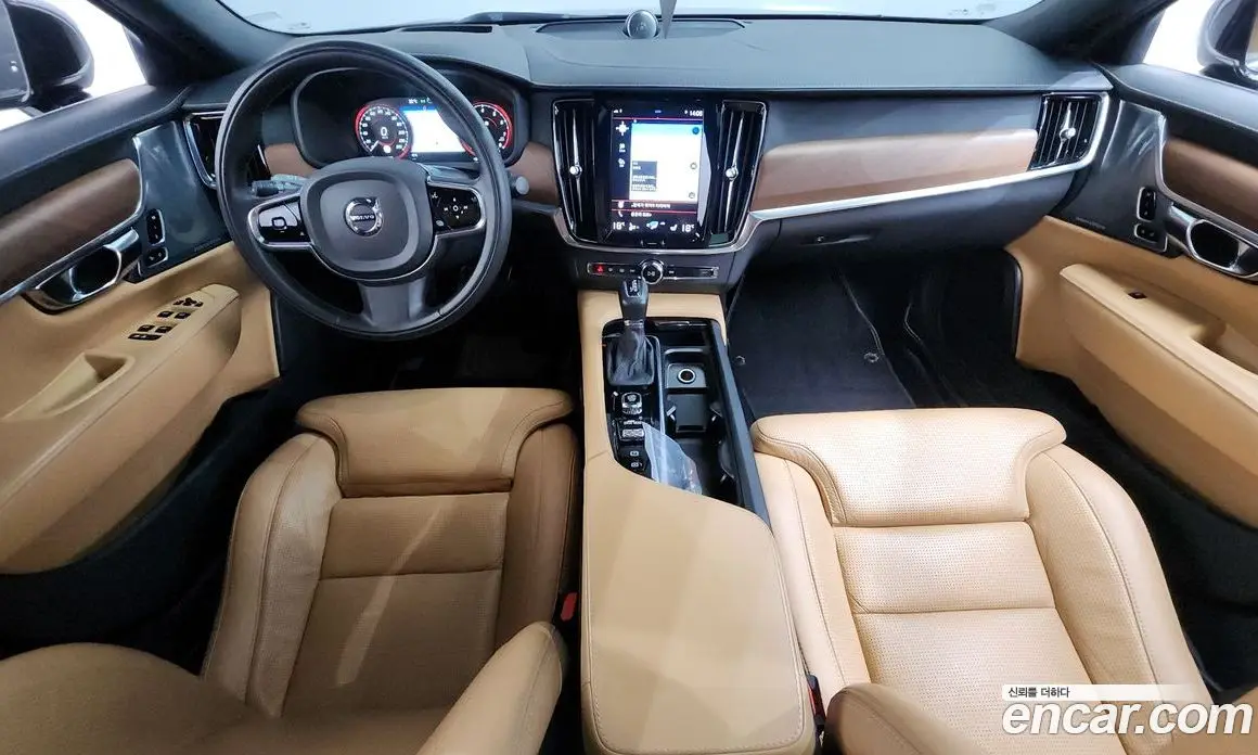 Volvo S90 2018 2.0 автомат (гидро), фото 7 Volvo S90 2018 2.0 автомат (гидро), фото 7