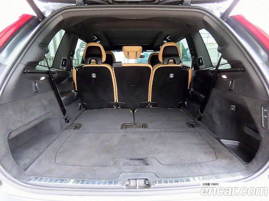 Volvo XC90 2018 2.0 автомат (гидро), фото 17