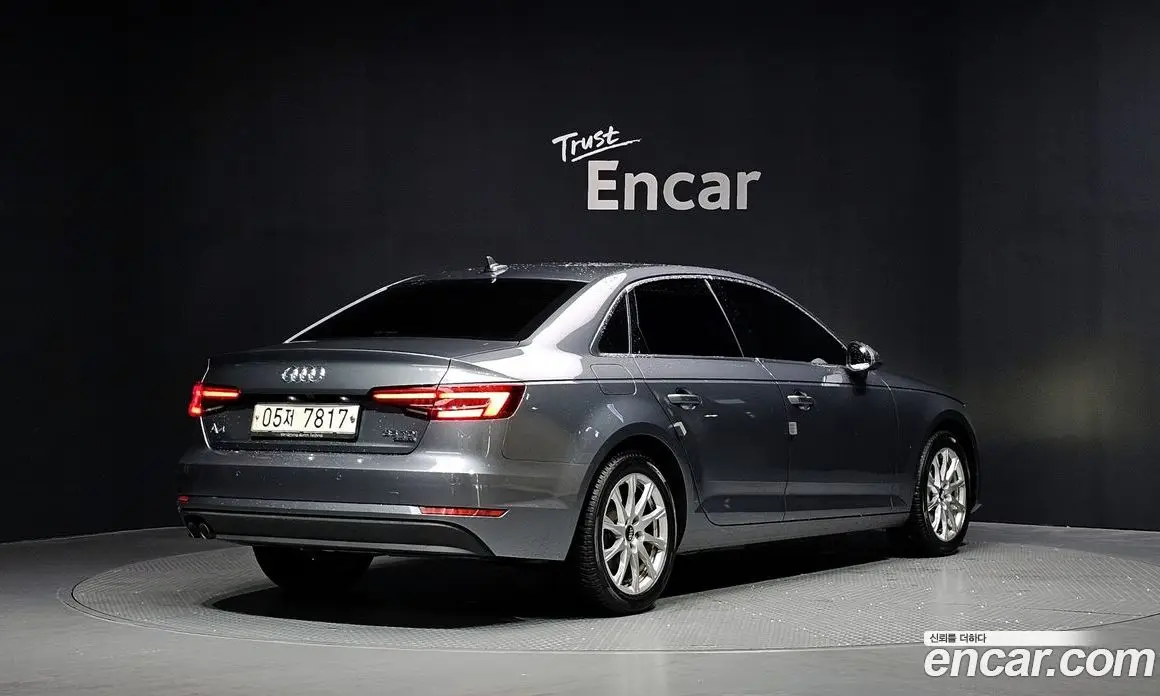 Audi A4 2018 2.0 автомат (гидро), фото 2 Audi A4 2018 2.0 автомат (гидро), фото 2