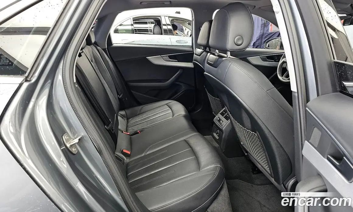 Audi A4 2018 2.0 автомат (гидро), фото 12 Audi A4 2018 2.0 автомат (гидро), фото 12