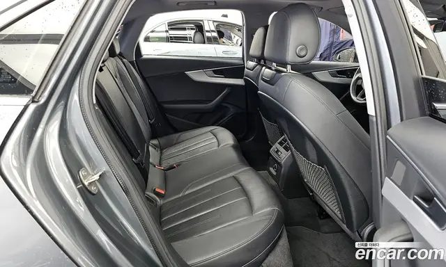 Audi A4 2018 2.0 автомат (гидро), миниатюра 12