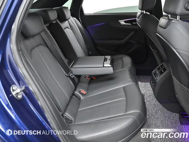 Audi A4 2023 2.0 автомат (гидро), миниатюра 12