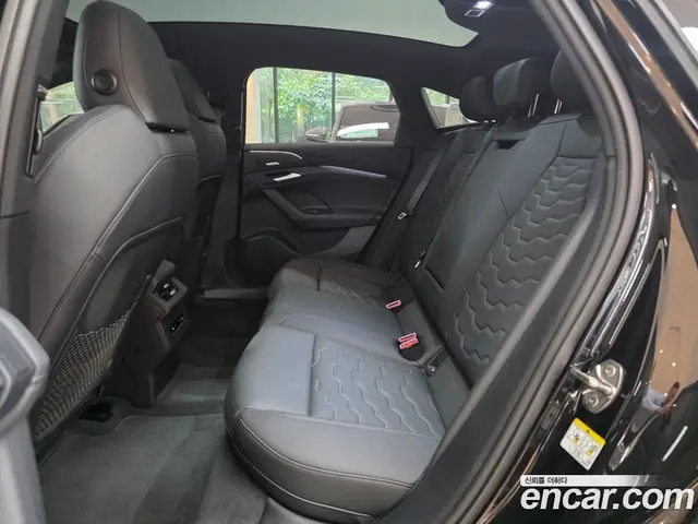 Audi A6 e-tron 2025 автомат (гидро), миниатюра 11 Audi A6 e-tron 2025 автомат (гидро), миниатюра 11