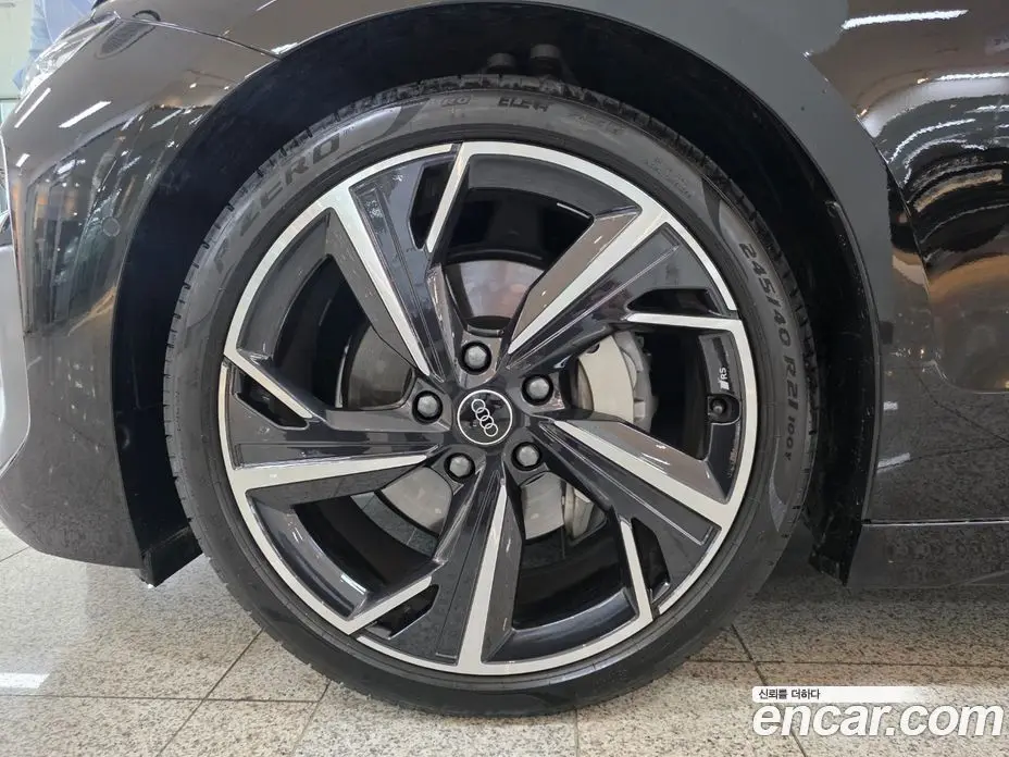 Audi A6 e-tron 2025 автомат (гидро), фото 5 Audi A6 e-tron 2025 автомат (гидро), фото 5