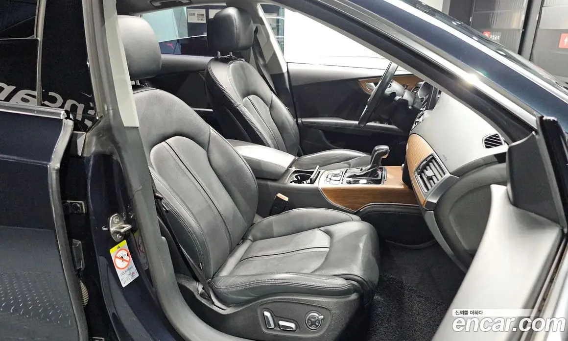 Audi A7 2016 3.0 автомат (гидро), фото 12 Audi A7 2016 3.0 автомат (гидро), фото 12