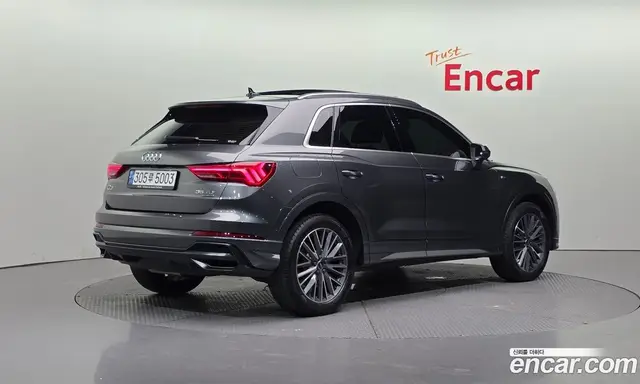 Audi Q3 2022 2.0 автомат (гидро), миниатюра 2