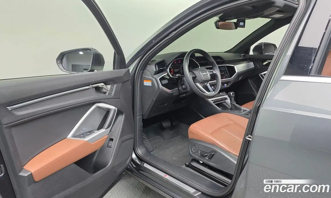 Audi Q3 2022 2.0 автомат (гидро), фото 18