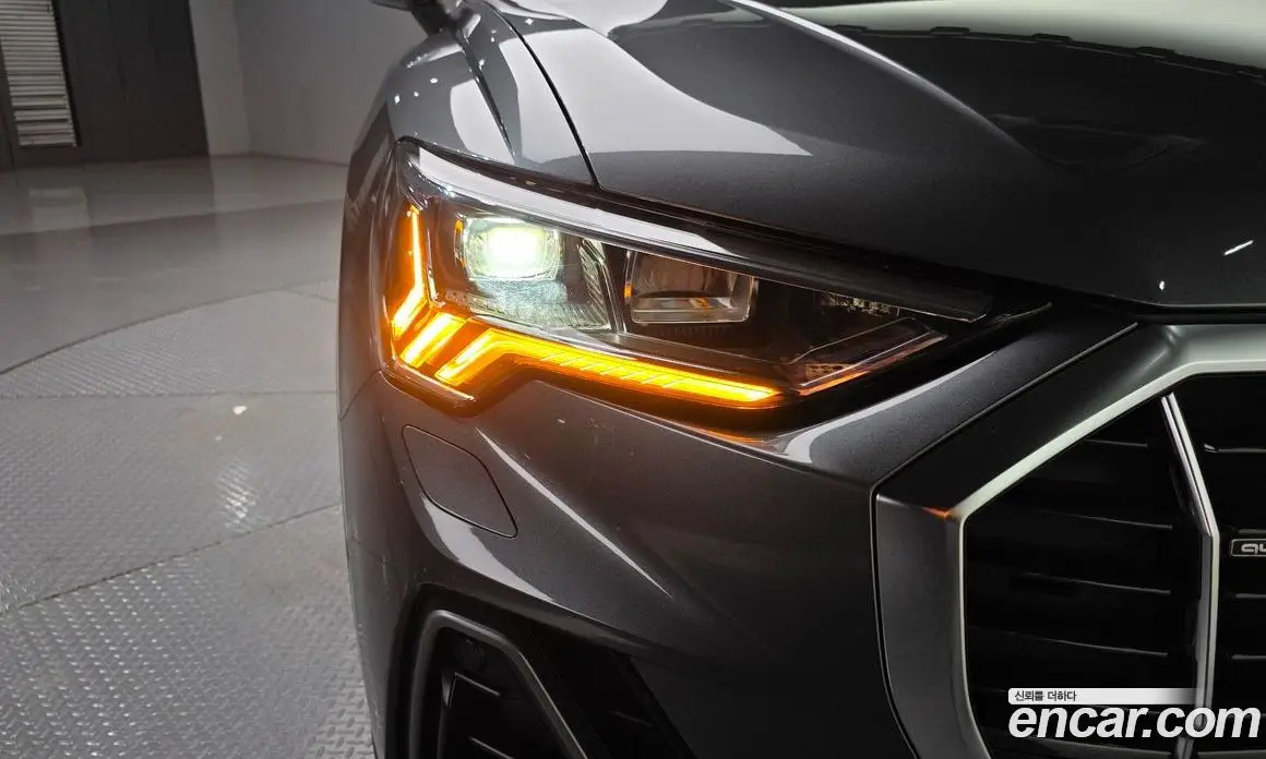 Audi Q3 2022 2.0 автомат (гидро), фото 8