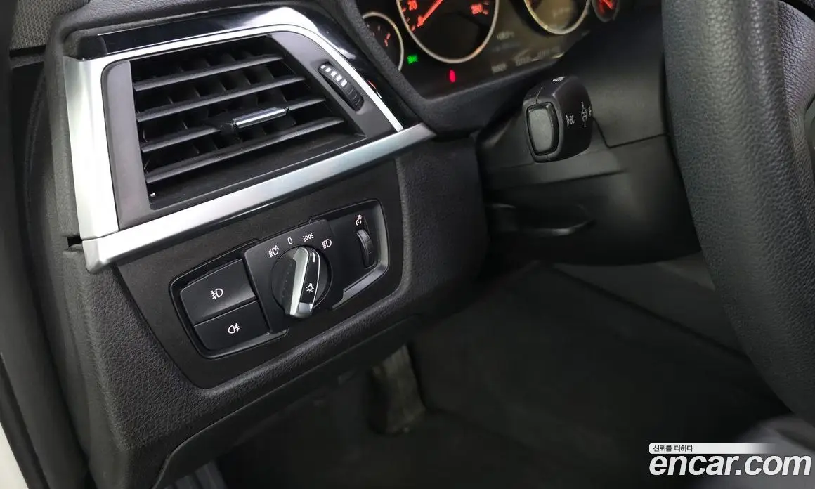 BMW 3 серия 2017 2.0 автомат (гидро), фото 19 BMW 3 серия 2017 2.0 автомат (гидро), фото 19