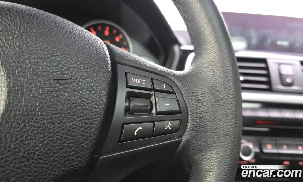 BMW 3 серия 2017 2.0 автомат (гидро), фото 30 BMW 3 серия 2017 2.0 автомат (гидро), фото 30