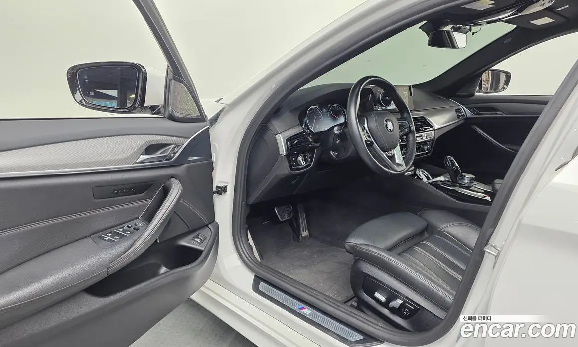 BMW 5 серия 2017 2.0 автомат (гидро), фото 13 BMW 5 серия 2017 2.0 автомат (гидро), фото 13