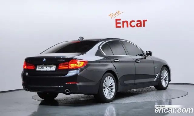 BMW 5 серия 2018 2.0 автомат (гидро), миниатюра 2 BMW 5 серия 2018 2.0 автомат (гидро), миниатюра 2