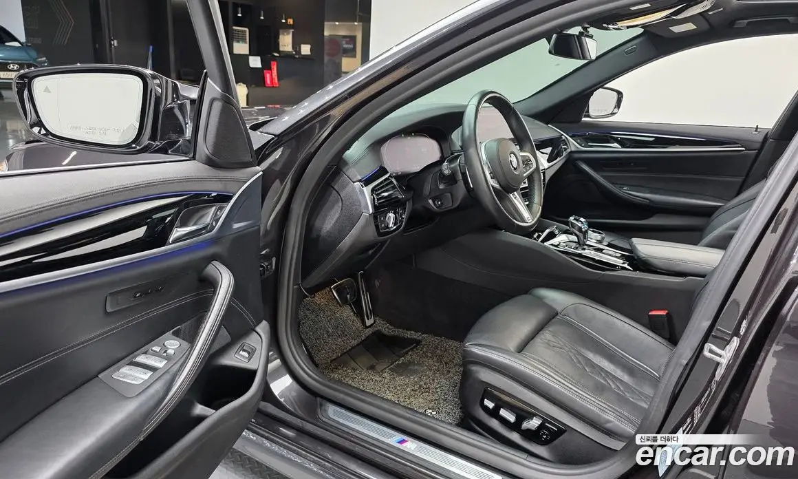 BMW 5 серия 2019 2.0 автомат (гидро), фото 12