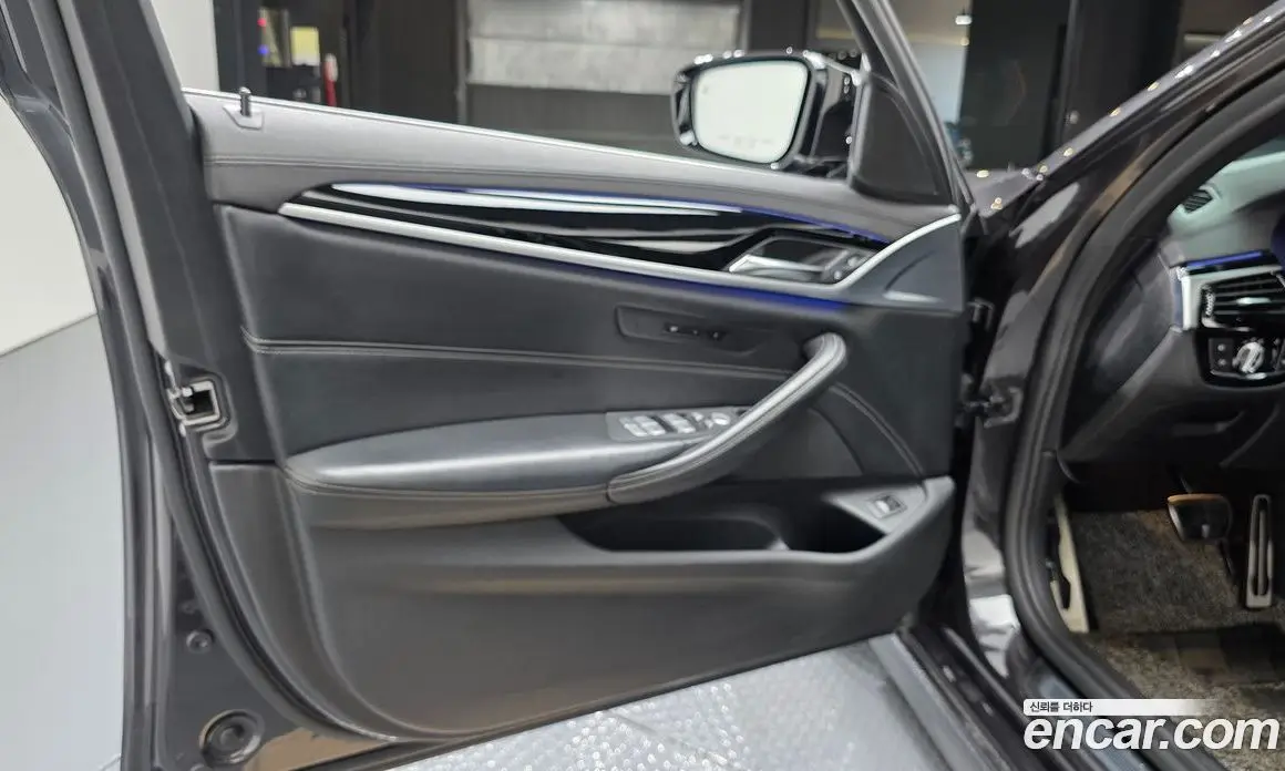 BMW 5 серия 2019 2.0 автомат (гидро), фото 13
