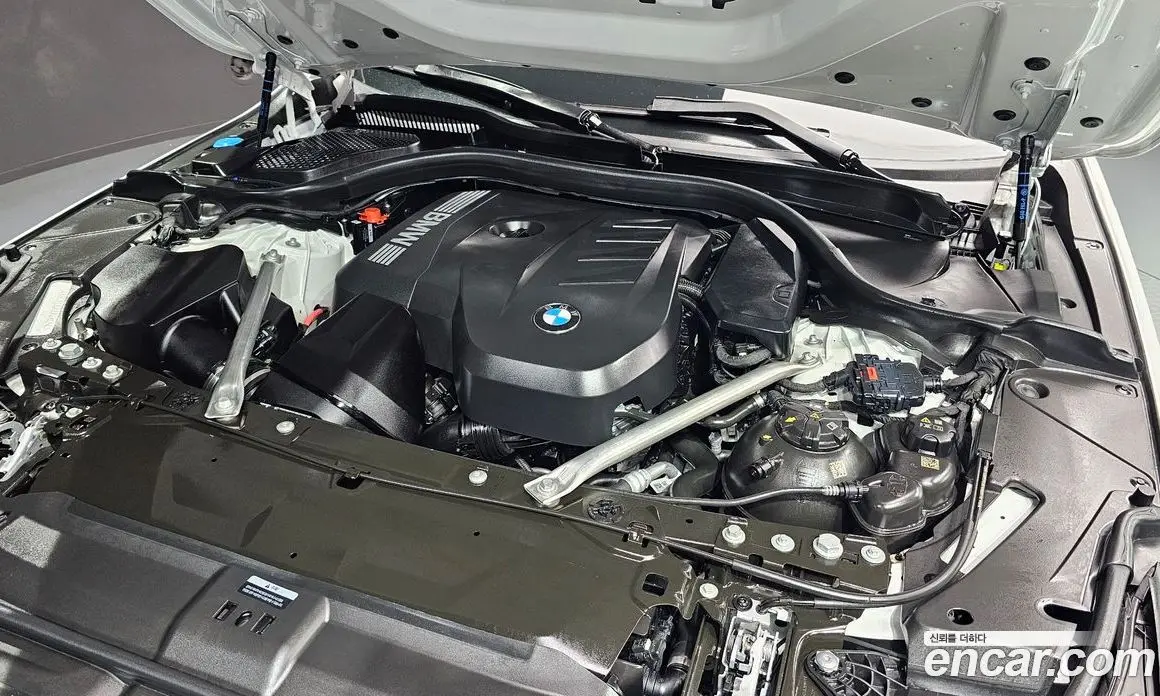 BMW 5 серия 2025 2.0 автомат (гидро), фото 6 BMW 5 серия 2025 2.0 автомат (гидро), фото 6