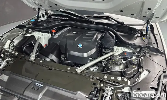 BMW 5 серия 2025 2.0 автомат (гидро), миниатюра 6 BMW 5 серия 2025 2.0 автомат (гидро), миниатюра 6