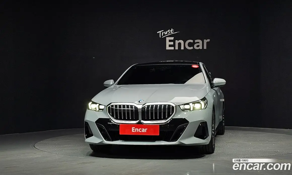 BMW 5 серия 2025 2.0 автомат (гидро), фото 3 BMW 5 серия 2025 2.0 автомат (гидро), фото 3