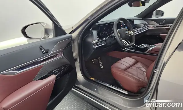BMW 7 серия 2025 3.0 автомат (гидро), миниатюра 12