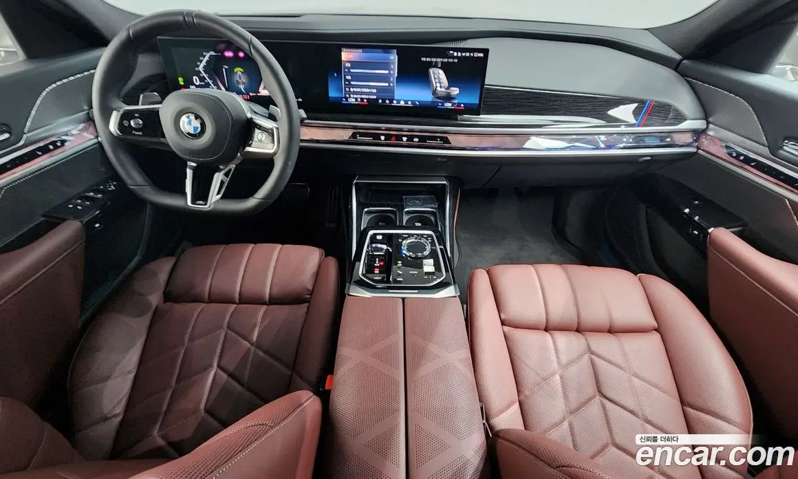 BMW 7 серия 2025 3.0 автомат (гидро), фото 9