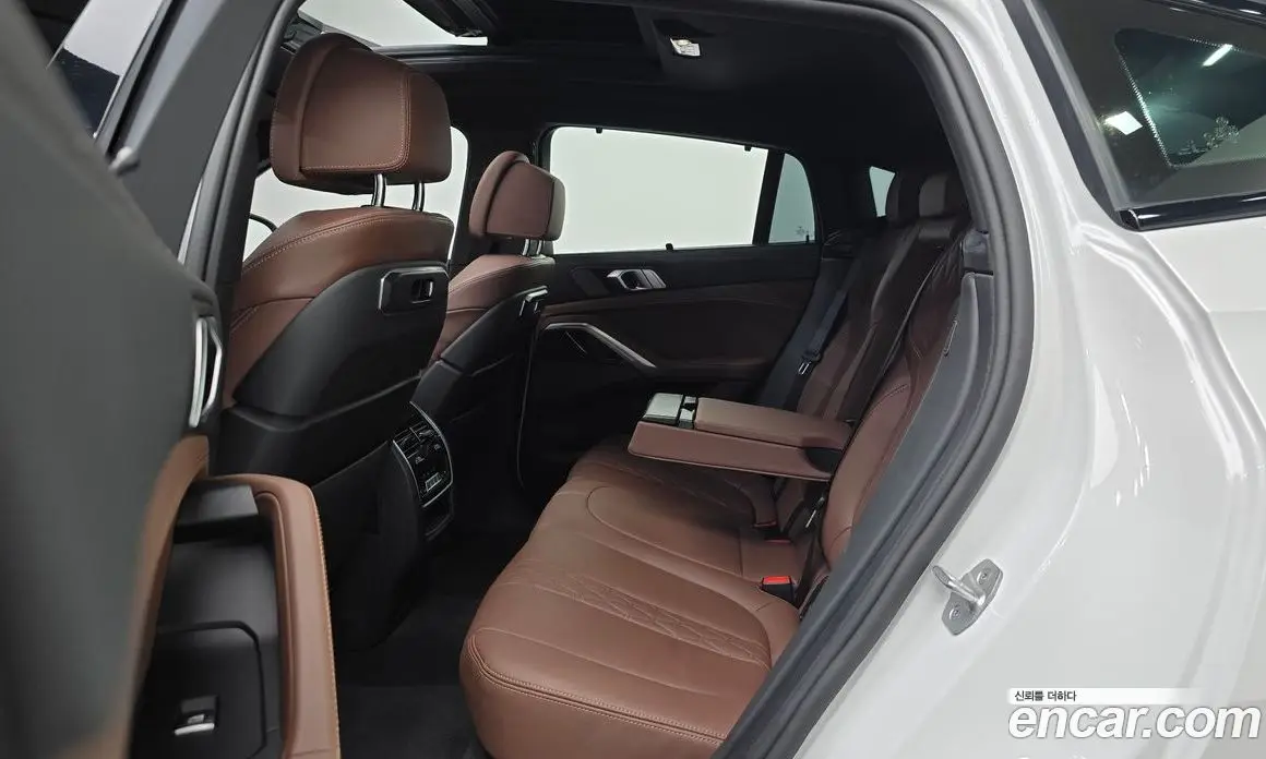 BMW X6 2024 3.0 автомат (гидро), фото 18 BMW X6 2024 3.0 автомат (гидро), фото 18