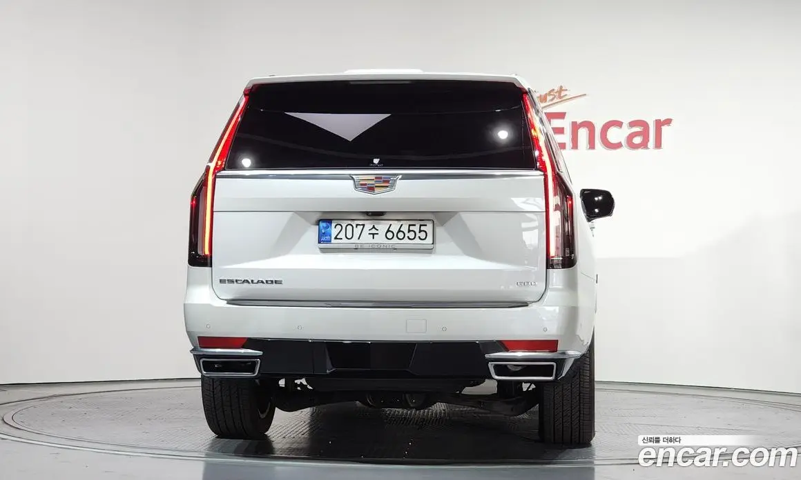 Cadillac Escalade 2023 6.2 автомат (гидро), фото 3 Cadillac Escalade 2023 6.2 автомат (гидро), фото 3