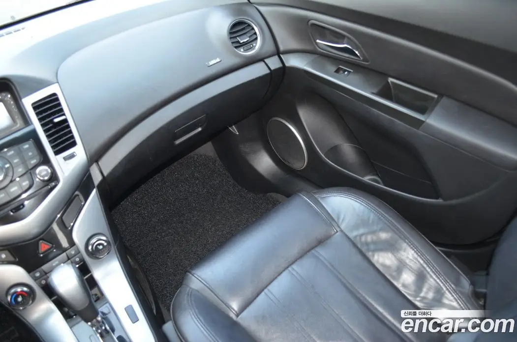 Chevrolet Cruze 2011 1.8 автомат (гидро), фото 14 Chevrolet Cruze 2011 1.8 автомат (гидро), фото 14