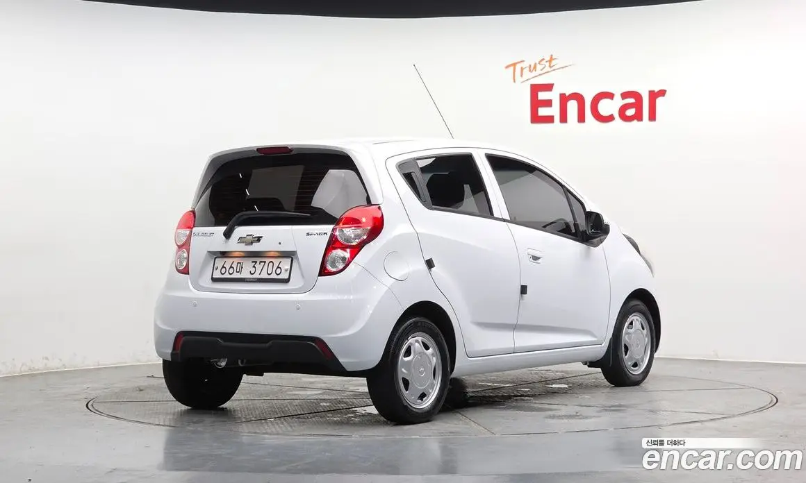 Chevrolet Spark 2014 1.0 автомат (гидро), фото 2 Chevrolet Spark 2014 1.0 автомат (гидро), фото 2
