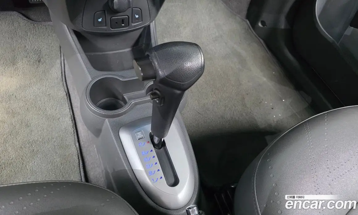 Chevrolet Spark 2014 1.0 автомат (гидро), фото 12 Chevrolet Spark 2014 1.0 автомат (гидро), фото 12