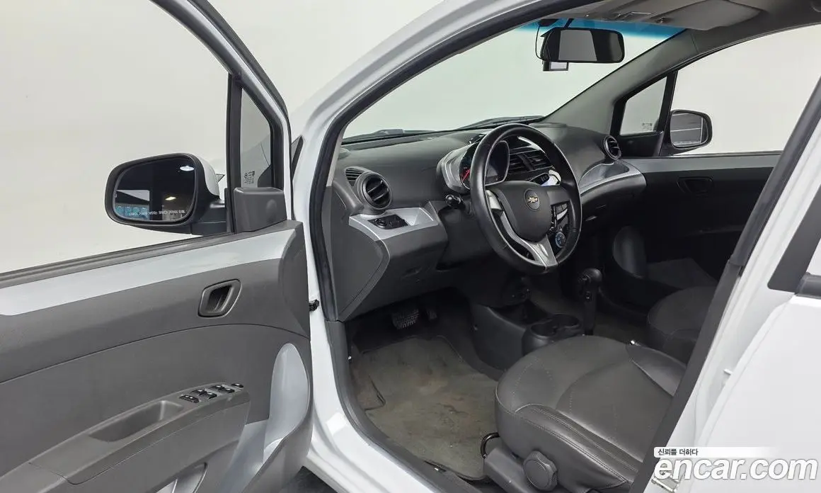 Chevrolet Spark 2014 1.0 автомат (гидро), фото 13 Chevrolet Spark 2014 1.0 автомат (гидро), фото 13