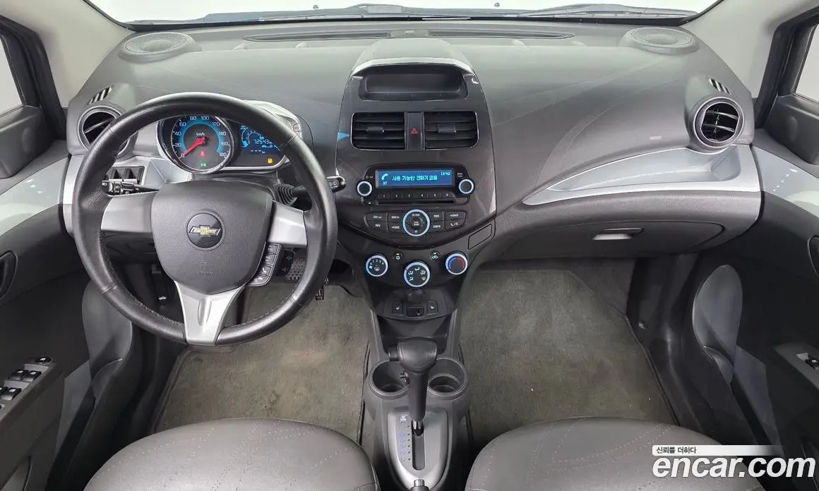 Chevrolet Spark 2014 1.0 автомат (гидро), фото 10 Chevrolet Spark 2014 1.0 автомат (гидро), фото 10