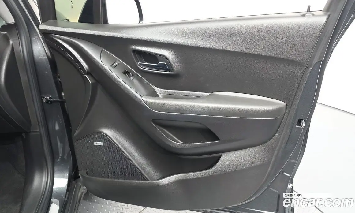 Chevrolet Trax 2017 1.4 автомат (гидро), фото 14 Chevrolet Trax 2017 1.4 автомат (гидро), фото 14
