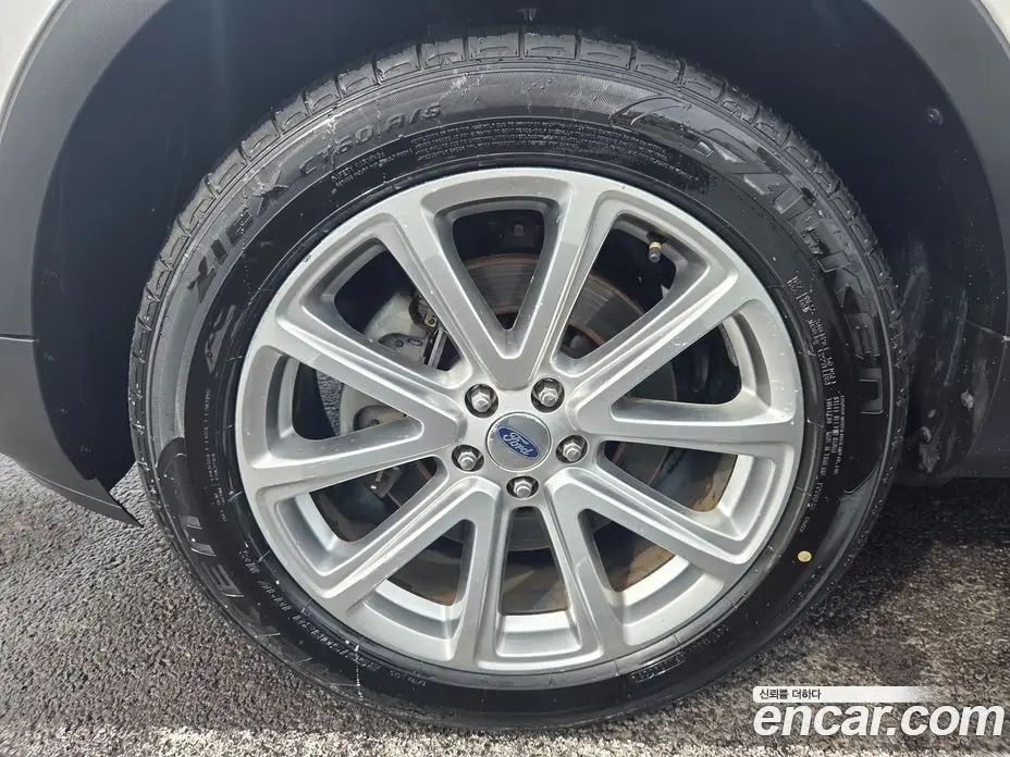 Ford Explorer 2015 2.3 автомат (гидро), фото 5 Ford Explorer 2015 2.3 автомат (гидро), фото 5