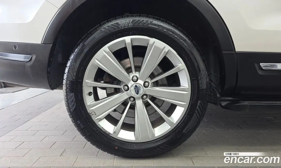 Ford Explorer 2019 2.3 автомат (гидро), фото 5 Ford Explorer 2019 2.3 автомат (гидро), фото 5
