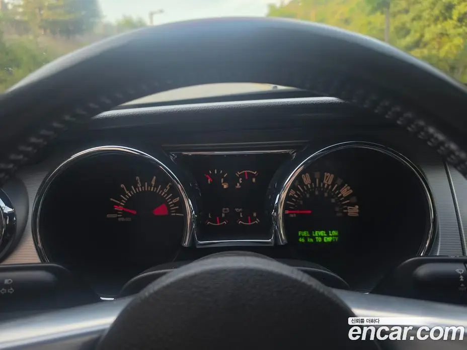 Ford Mustang 2006 4.0 автомат (гидро), фото 12 Ford Mustang 2006 4.0 автомат (гидро), фото 12