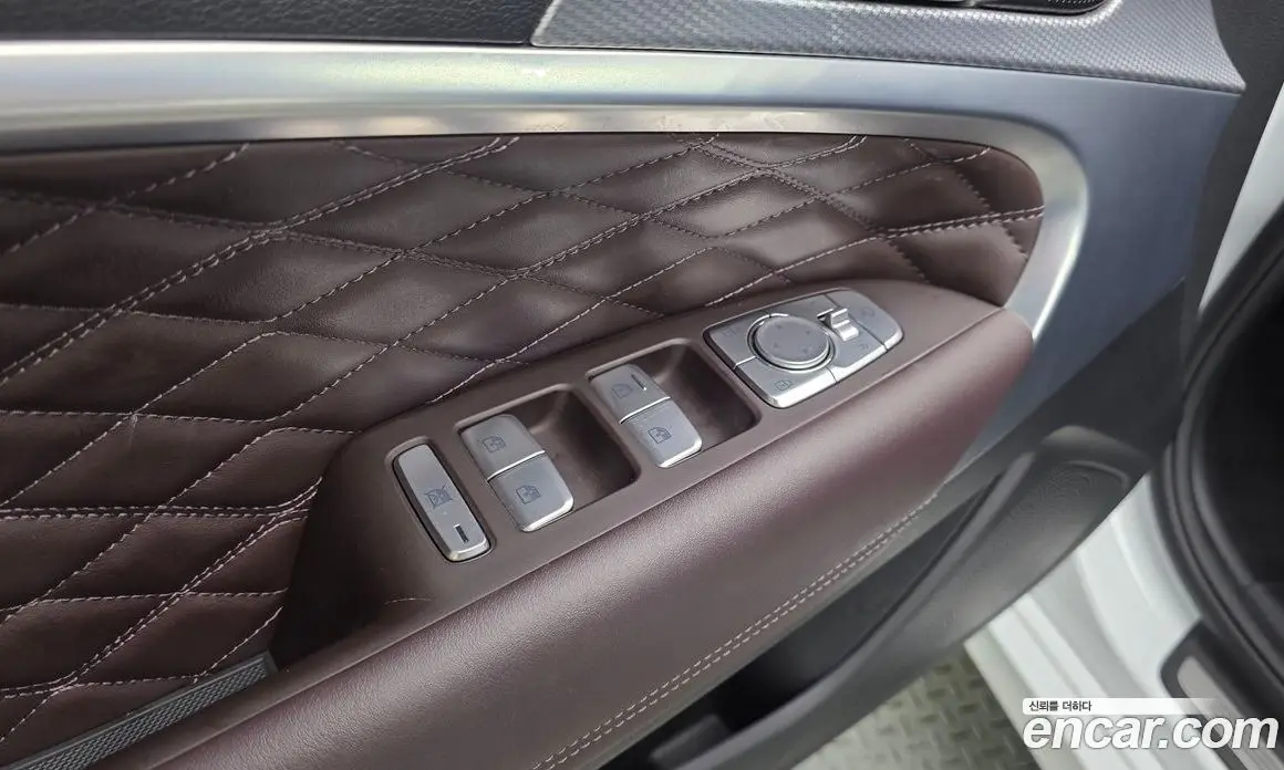 Genesis G70 2021 3.3 автомат (гидро), фото 27 Genesis G70 2021 3.3 автомат (гидро), фото 27