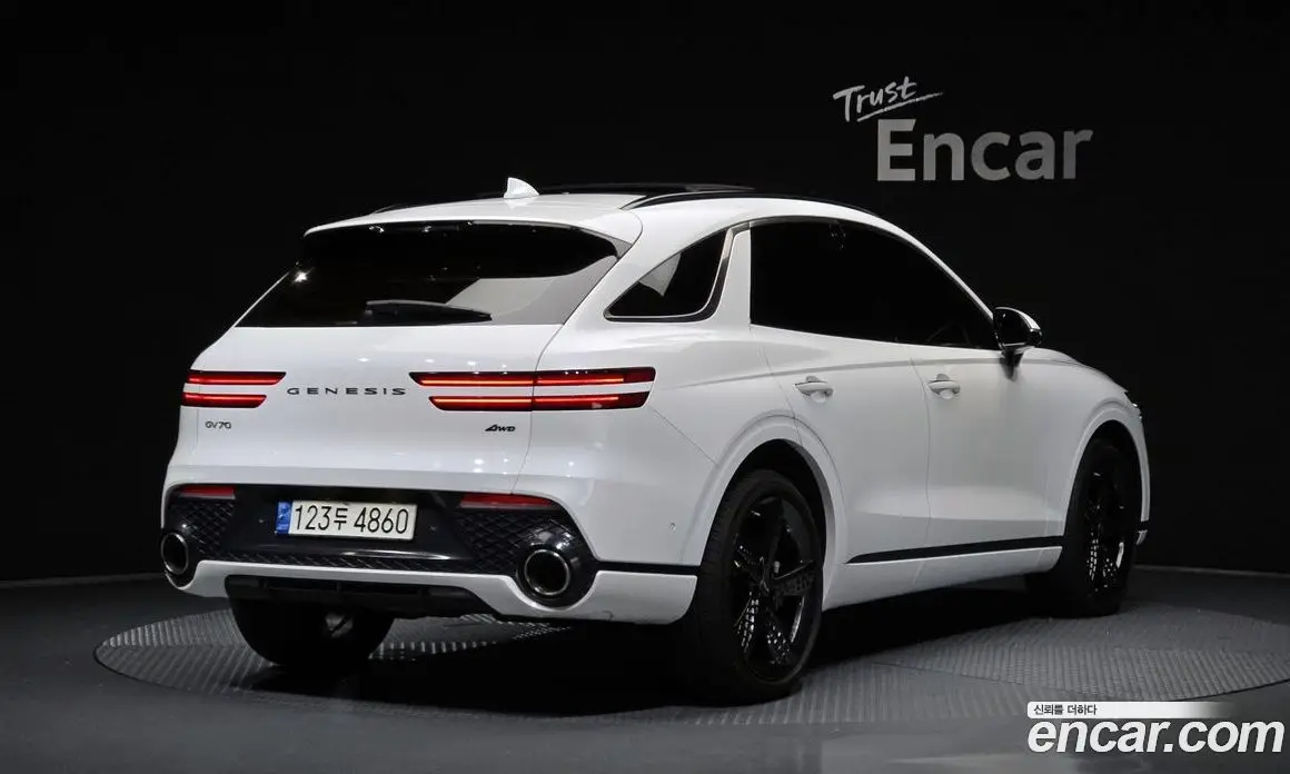 Genesis GV70 2021 2.5 автомат (гидро), фото 2 Genesis GV70 2021 2.5 автомат (гидро), фото 2