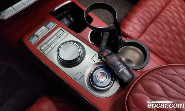 Genesis GV70 2023 2.5 автомат (гидро), миниатюра 9 Genesis GV70 2023 2.5 автомат (гидро), миниатюра 9