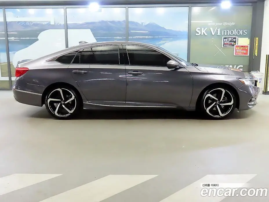 Honda Accord 2018 2.0 автомат (гидро), фото 3 Honda Accord 2018 2.0 автомат (гидро), фото 3