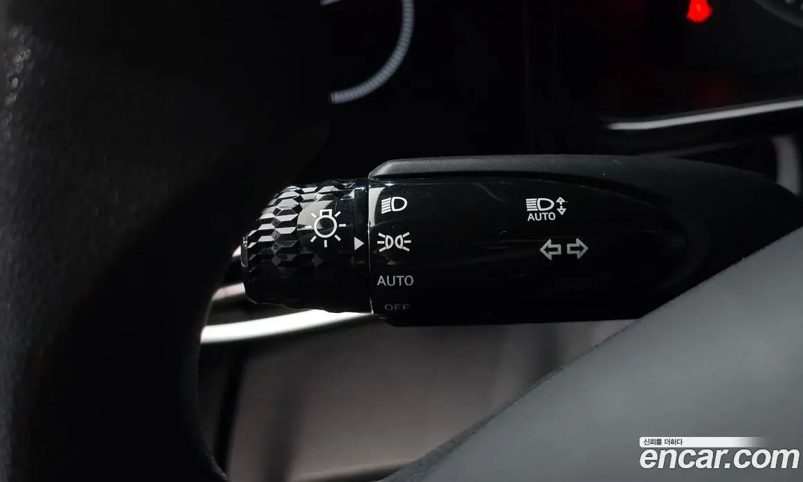 Hyundai Avante 2023 1.6 автомат (гидро), фото 21