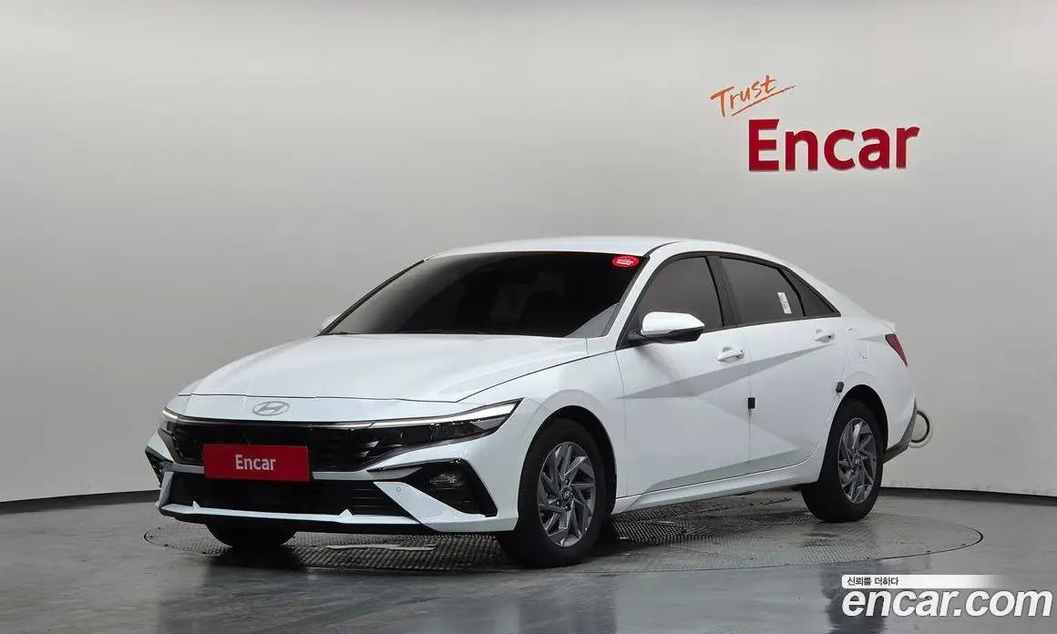 Hyundai Avante 2024 1.6 автомат (гидро), фото 1 Hyundai Avante 2024 1.6 автомат (гидро), фото 1