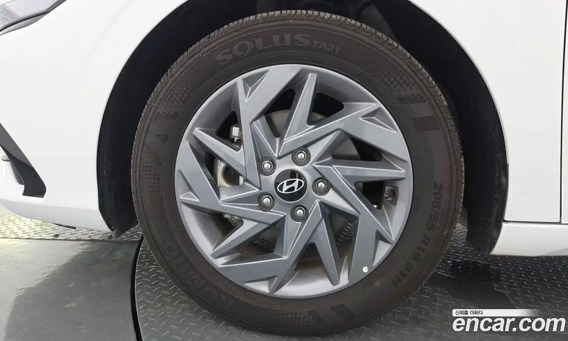 Hyundai Avante 2024 1.6 автомат (гидро), фото 5 Hyundai Avante 2024 1.6 автомат (гидро), фото 5