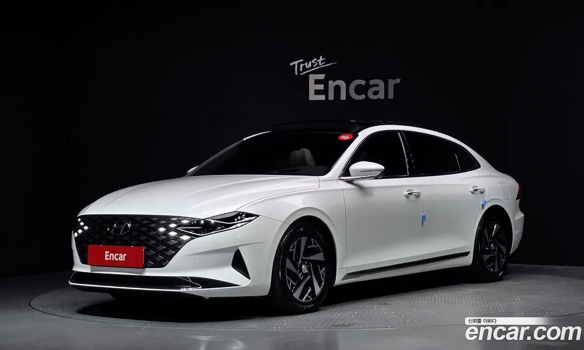 Hyundai Grandeur 2022 2.4 автомат (гидро), фото 1 Hyundai Grandeur 2022 2.4 автомат (гидро), фото 1