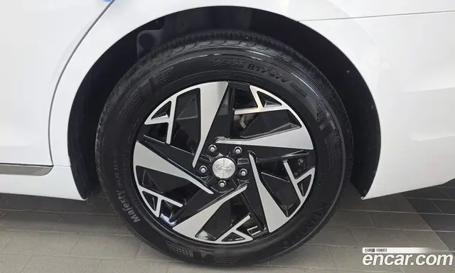 Hyundai Grandeur 2022 2.4 автомат (гидро), миниатюра 7 Hyundai Grandeur 2022 2.4 автомат (гидро), миниатюра 7