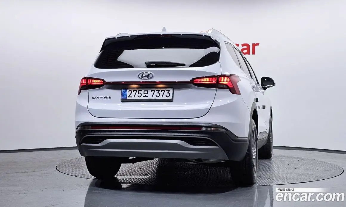 Hyundai Santa Fe 2022 2.2 автомат (гидро), фото 4 Hyundai Santa Fe 2022 2.2 автомат (гидро), фото 4