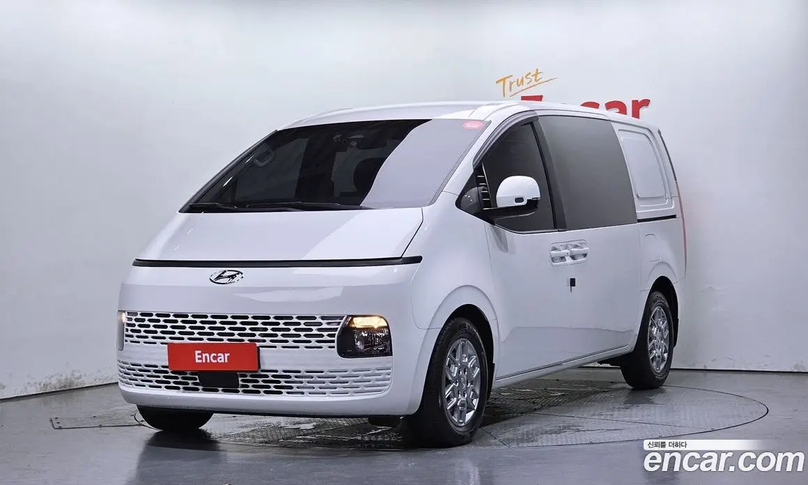 Hyundai Staria 2022 2.2 автомат (гидро), фото 1 Hyundai Staria 2022 2.2 автомат (гидро), фото 1
