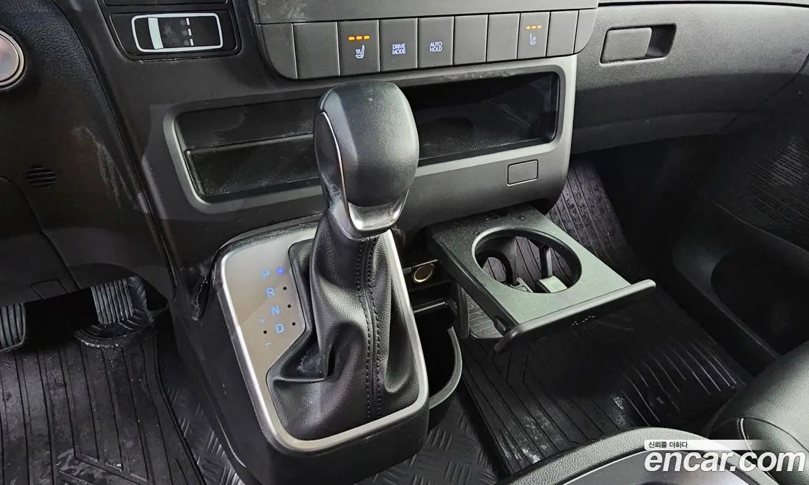 Hyundai Staria 2022 2.2 автомат (гидро), фото 12 Hyundai Staria 2022 2.2 автомат (гидро), фото 12