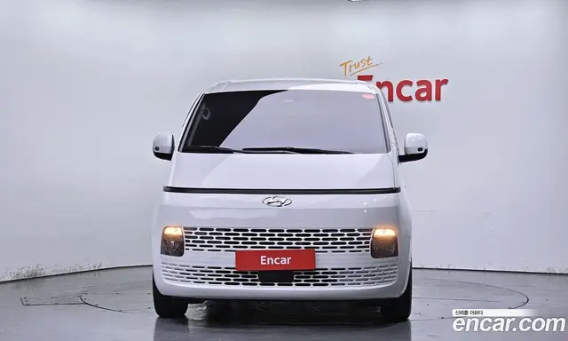 Hyundai Staria 2022 2.2 автомат (гидро), миниатюра 3 Hyundai Staria 2022 2.2 автомат (гидро), миниатюра 3