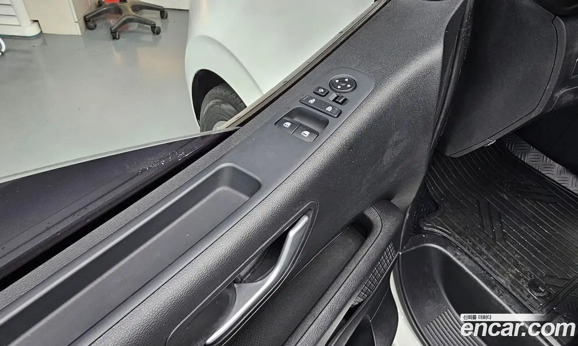 Hyundai Staria 2022 2.2 автомат (гидро), фото 27 Hyundai Staria 2022 2.2 автомат (гидро), фото 27
