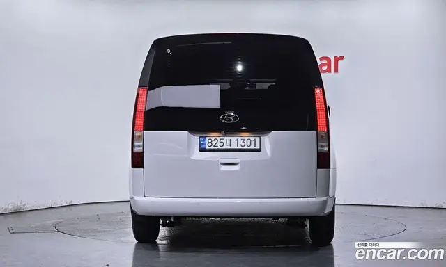 Hyundai Staria 2022 2.2 автомат (гидро), миниатюра 4 Hyundai Staria 2022 2.2 автомат (гидро), миниатюра 4