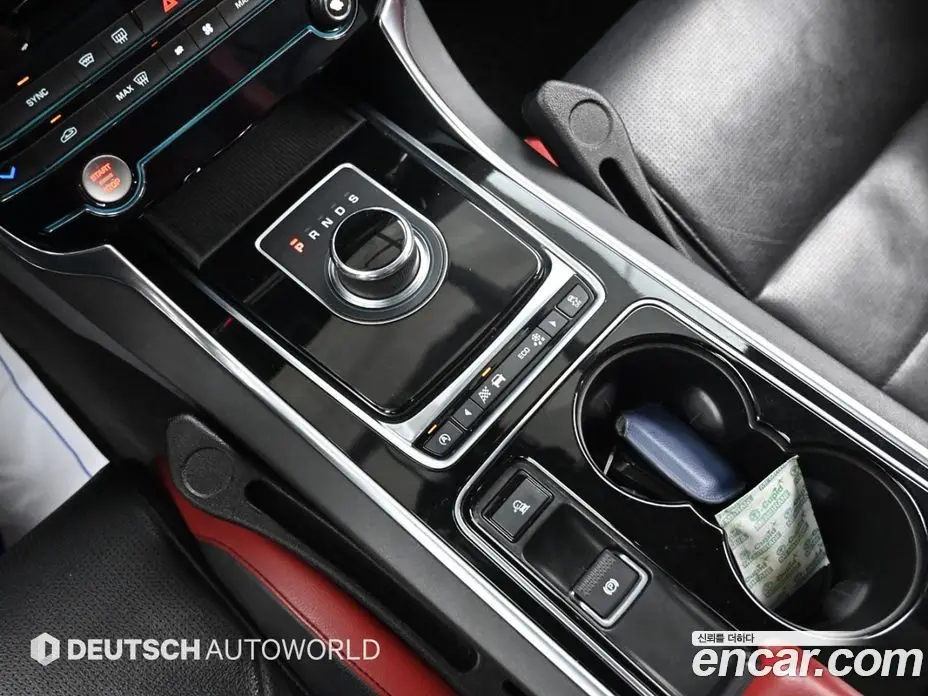 Jaguar XE 2017 3.0 автомат (гидро), фото 9 Jaguar XE 2017 3.0 автомат (гидро), фото 9